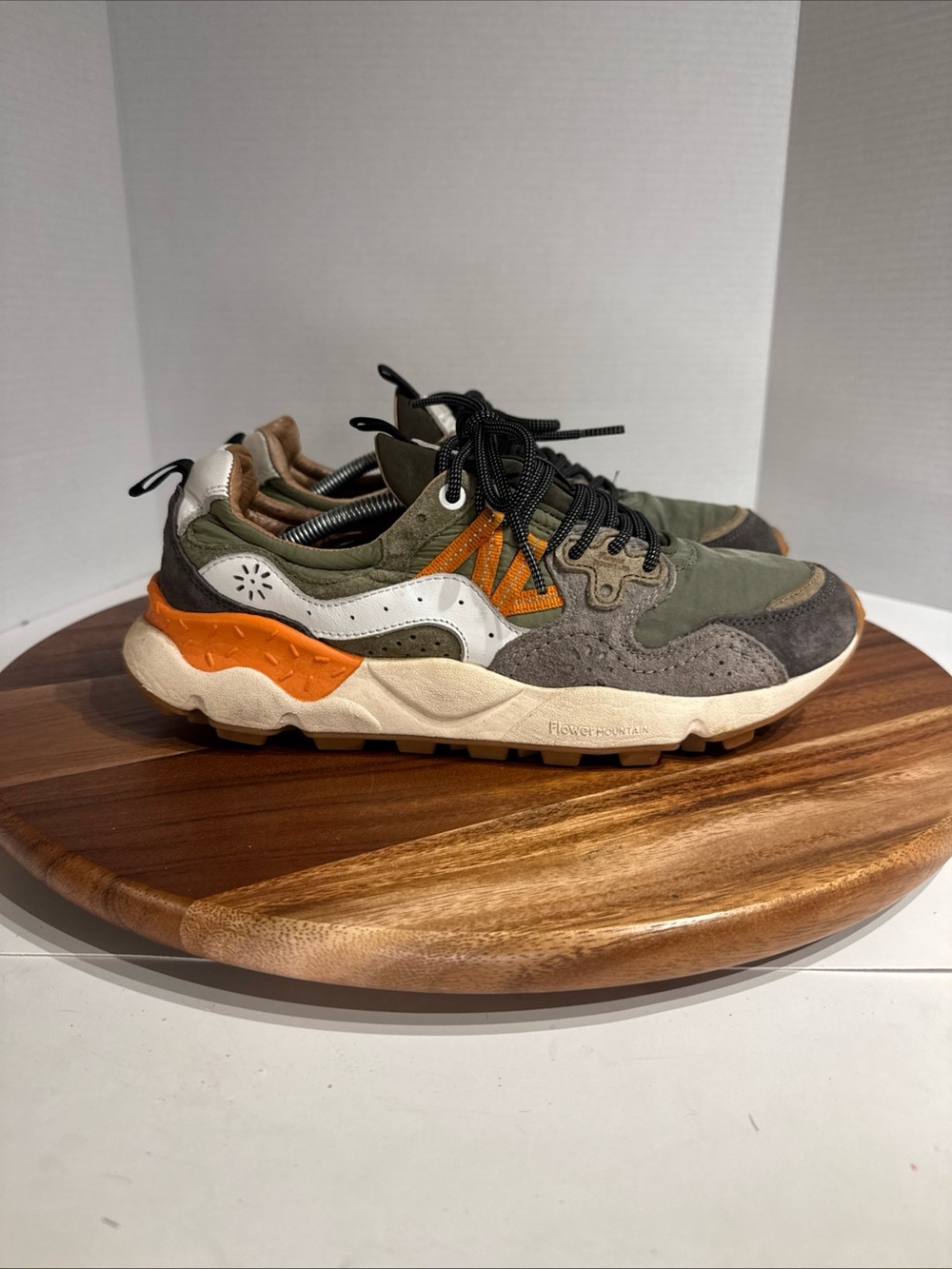 Flower Mountain Men’s Size 9 Sneakers Yamano 3 Trail Shoes Olive Orange Gray